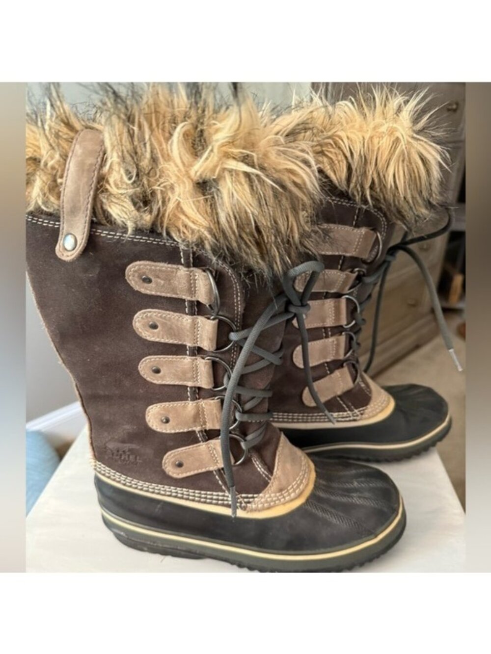 Sorel Women's Boots Joan of Arctic Waterproof Size 8 Dark Stone Faux Fur